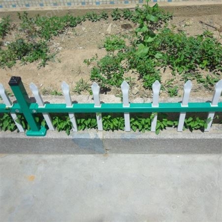 郑州 绿色护栏 绿色草坪护栏 草坪防护栏 草坪低围栏厂 厂家批发