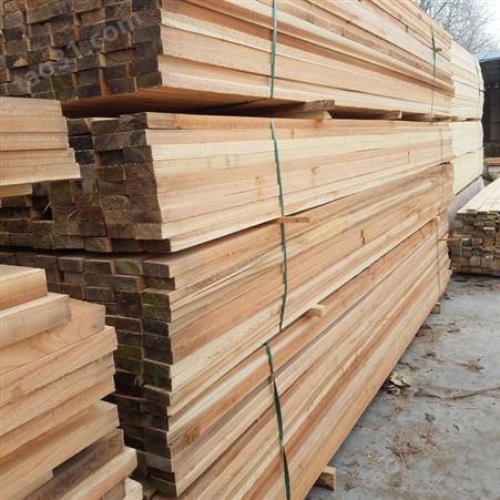 供应日本柳杉实木木方家具酒桶木料加工垫设备道木木望板挂瓦条