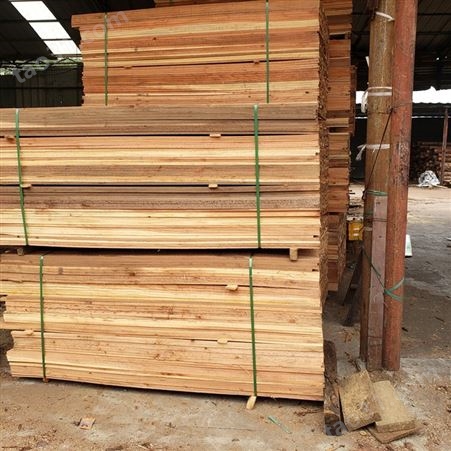 邦皓木业柳杉木材屋面板古建用杉木梁定制加工尺寸