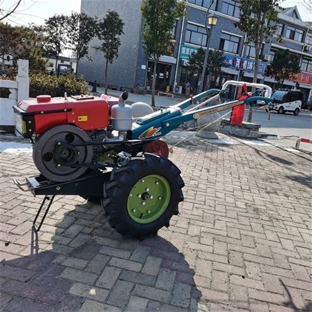 手扶拖拉机 多功能农用耕地机 可搭载各种农机具 小型柴油管理机