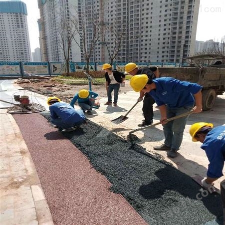 透水混凝土如何搅拌 透水混凝土如何施工 广州地石丽透水混凝土生产厂家